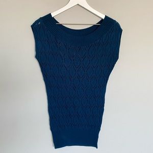 Forever 21 Navy Blue Intricate Knit Short Sleeve Top